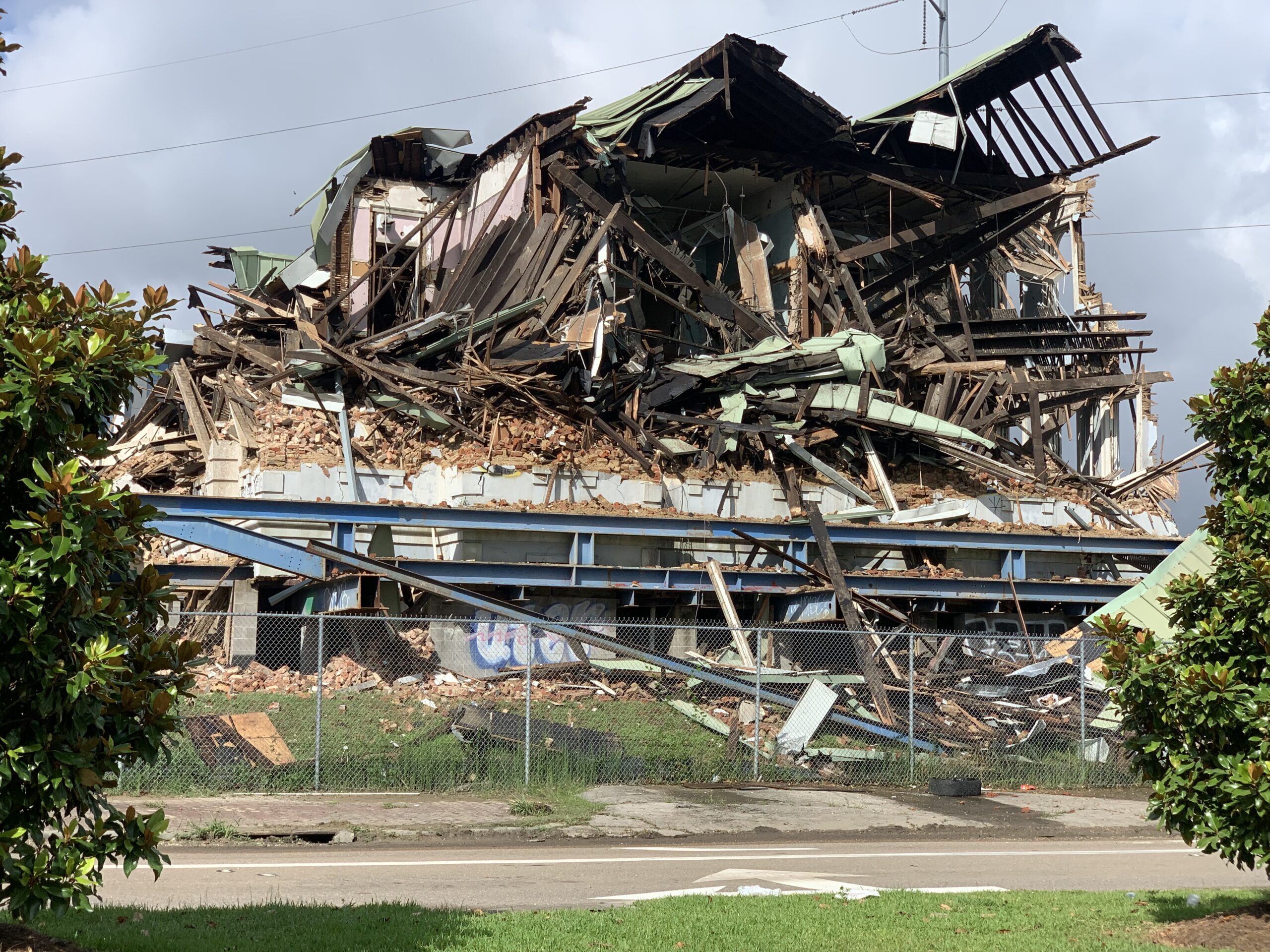 LSU tears down New Orleans school building despite taxpayer-funded renovation