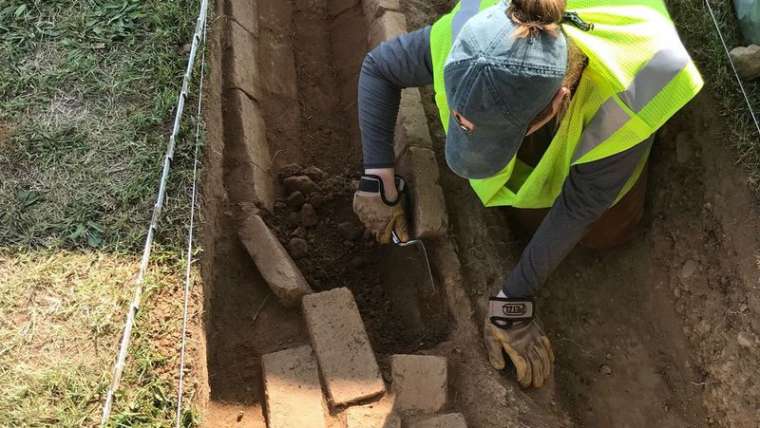 Archaeologists Find Road Buried Beneath Civil War Cemetery in Virginia