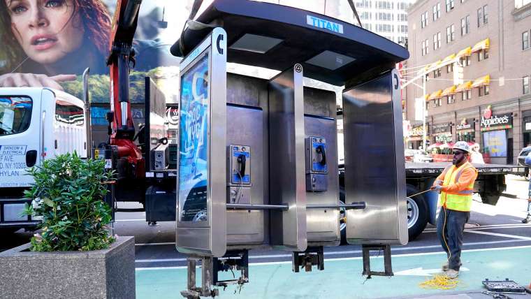 New York City says Farewell to its last Public pay Phone